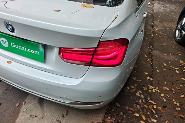 Used BMW 3 Series 2018 320Li Fashion Model
