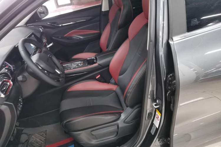 Used CHANGAN OSHAN X5 2021 1.5T DCT Prestige Edition Left Front Seat