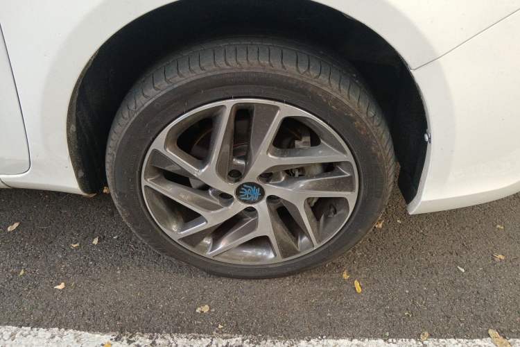 Used BYD Qin New Energy 2018 Qin EV450 Smart Connect Prestige Model
