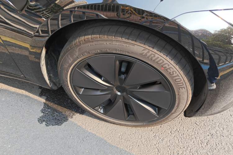 Used Tesla Model 3 2025 Model Revised Long-Range All-Wheel-Drive Version
