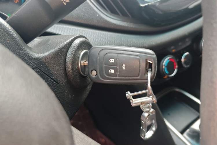 Used Chevrolet Cavalier 2016 1.5L Automatic Enjoyment Edition Vehicle Key