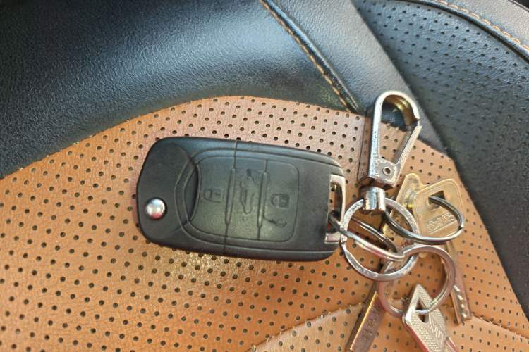 Used Wuling Hongguang S3 2018 1.5T Manual Luxury Model China V Standard