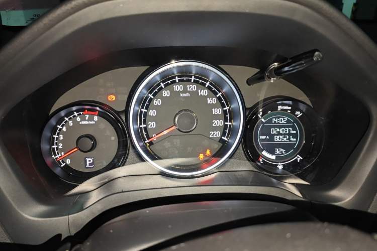 Used Honda XR-V 2015 1.8L EXi CVT Comfort Version
