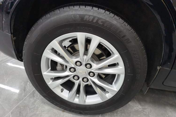 Used Cadillac XT5 2022 2.0T Two-Wheel Drive Luxury Version
