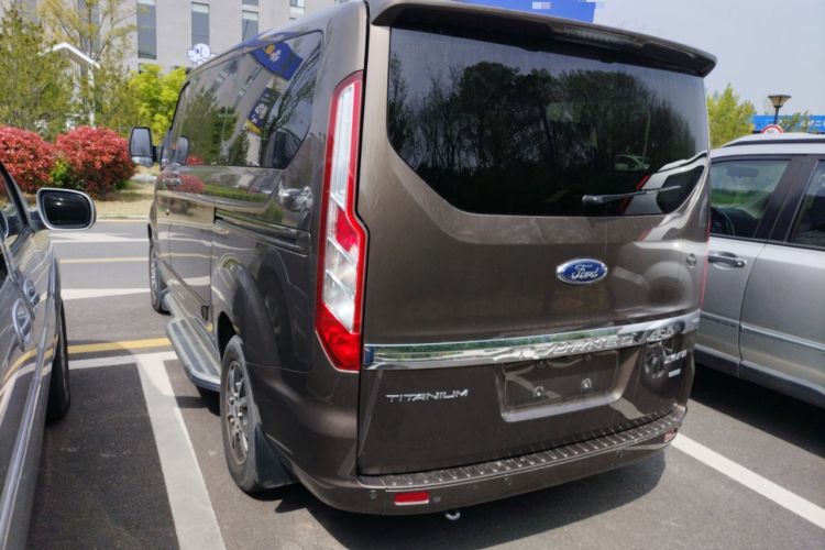 Used Ford Tourneo Custom 2017 2.0T Automatic Elite Version Rear Left 45 Deg