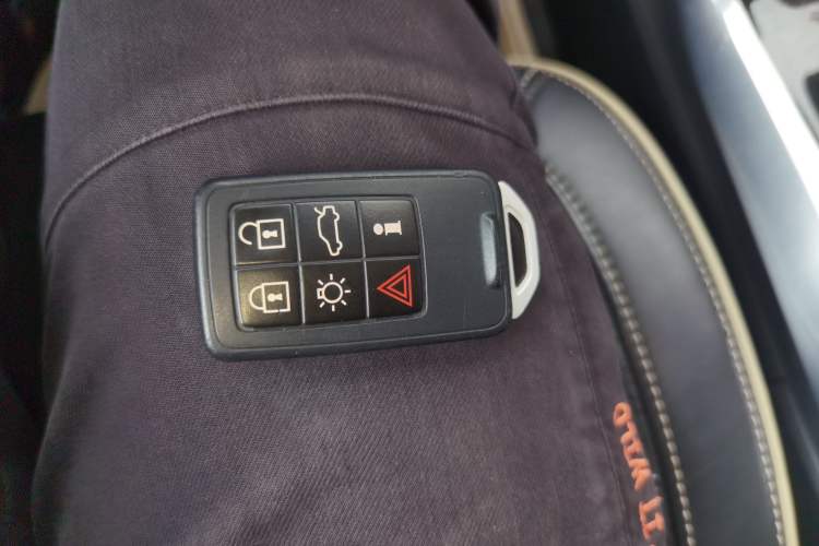 Used Volvo S80L 2014 2.0T T5 Luxury Executive Edition