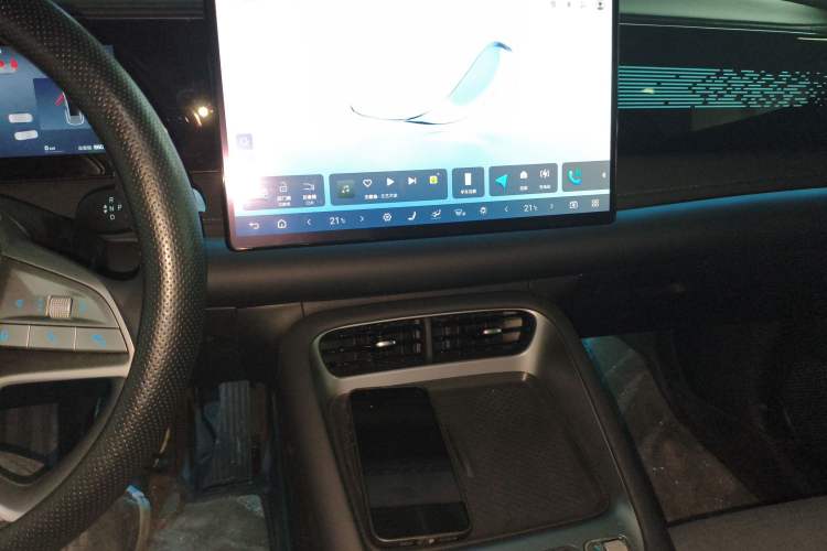 Used BYD Sealion 06 New Energy 2025 Model DM-i 170 Navigation Plus Edition Audio And AC Panel