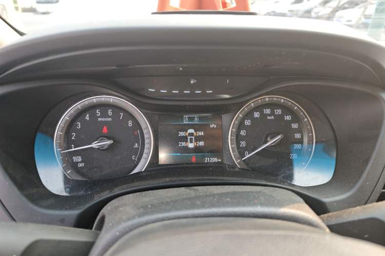 Used Buick GL6 2018 18T 6-Seater Elite Model Instrument Cluster