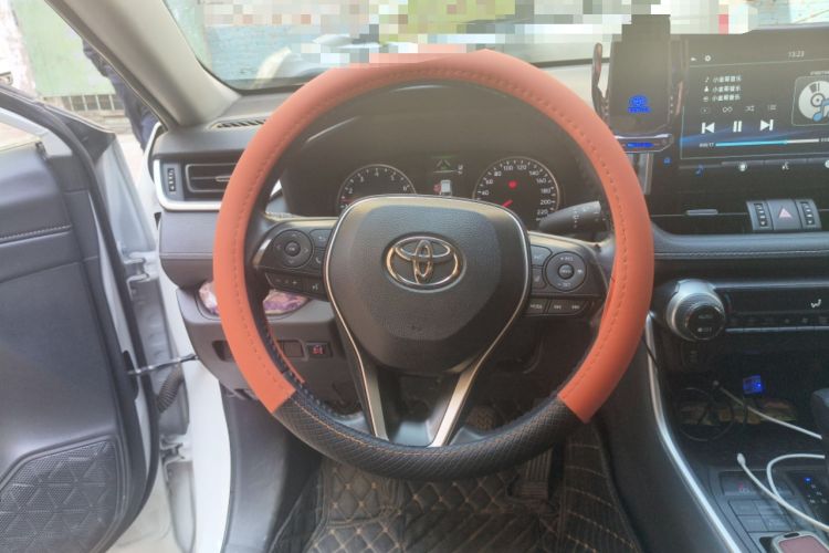 Used Toyota Wildlander 2022 2.0L CVT 4x4 Luxury PLUS Edition Steering Wheel