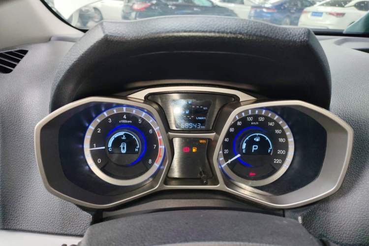 Used JAC Group Refine S3 2014 1.5L CVT Luxury Smart Model