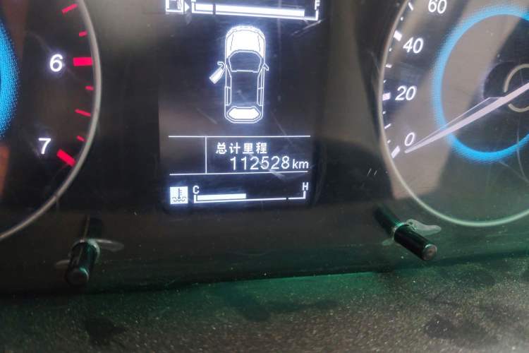 Used Foton Jiatu im6 2017 1.5L Zhiyue Model Odometer Close Up