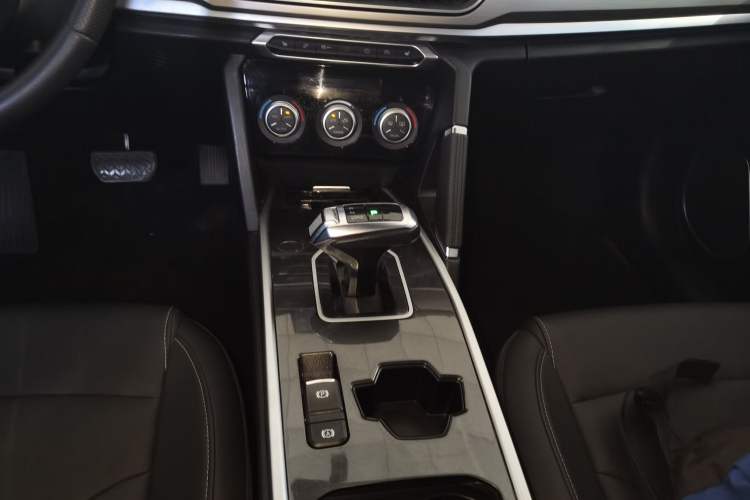 Used Haval H6 2021 Sport Edition 1.5T Automatic Elite Smart Connectivity Model U-Shape Grille
