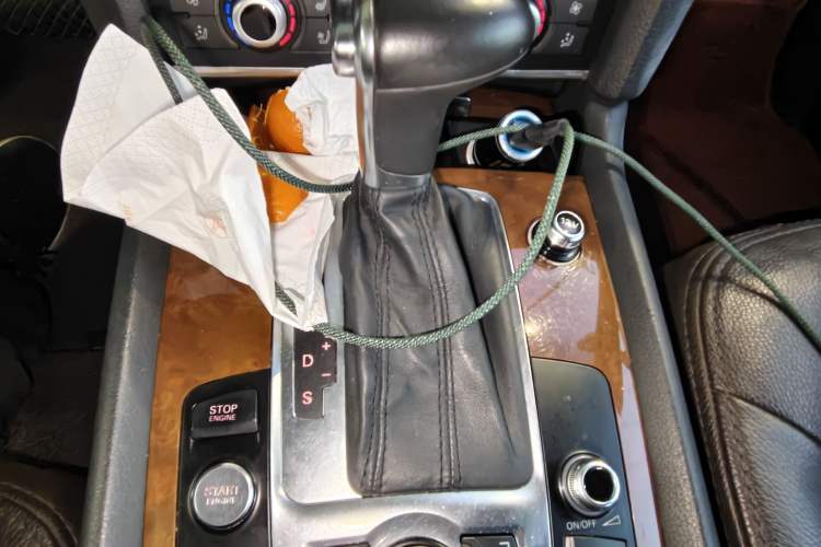 Used Audi Q7 2014 35 TFSI Ambition Edition Gear Lever