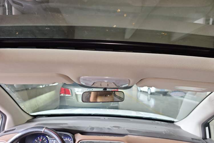 Used GAC Trumpchi GS3 2017 200T Automatic Luxury Edition Headliner