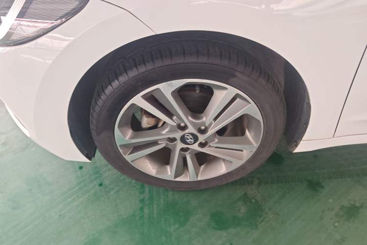 Used Hyundai Elantra (6th Generation / Lingdong) 2016 1.6L Automatic ZhiXuan – Elite Version
