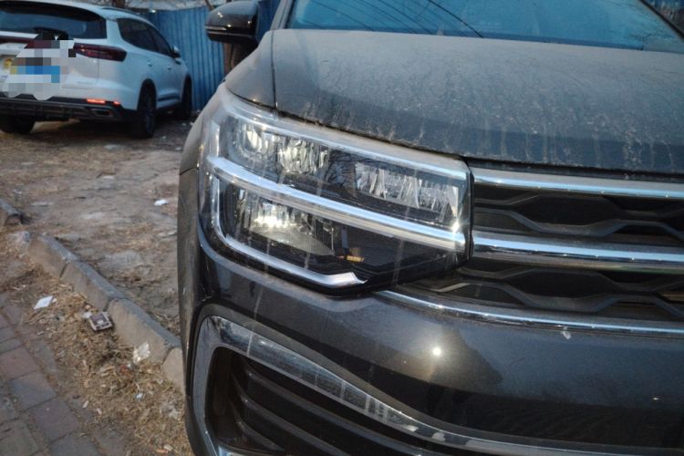 Used Volkswagen Tharu 2023 300TSI Two-Wheel-Drive Moonlight Edition