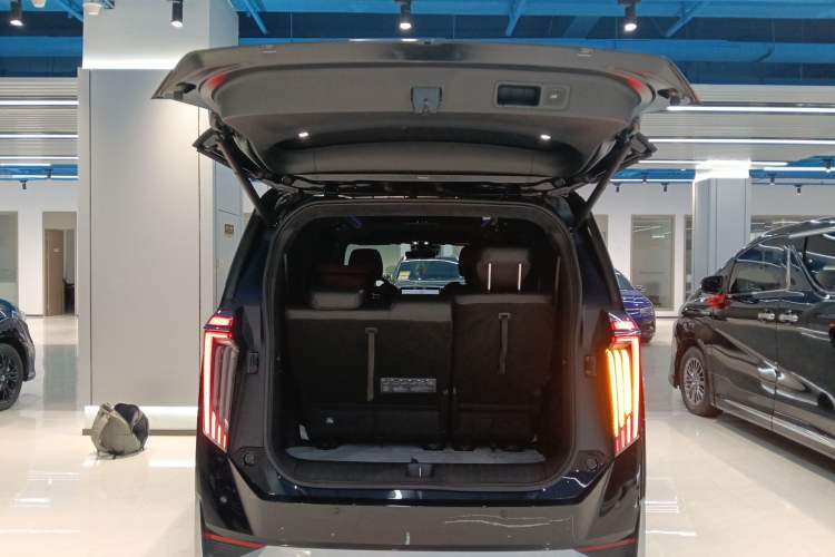 Used GAC Trumpchi M8 2025 Zongshi Series Super Hybrid Edition