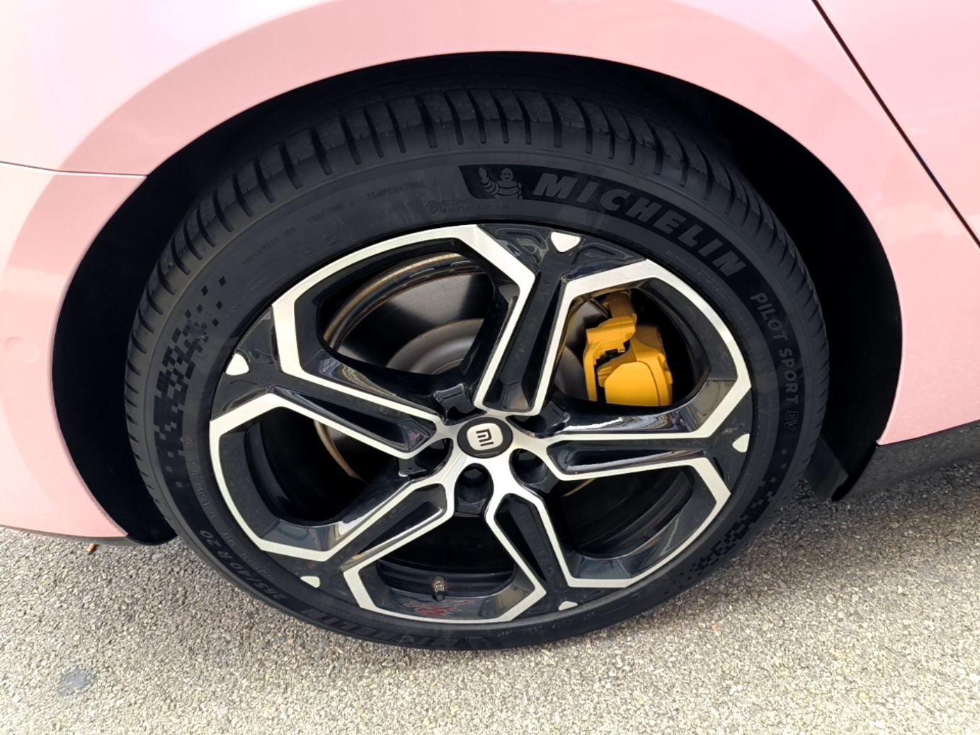 Xiaomi Auto SU7 2024 Four-Wheel Drive Ultra-Long Range Advanced Intelligent Driving Max Edition — снимка 11