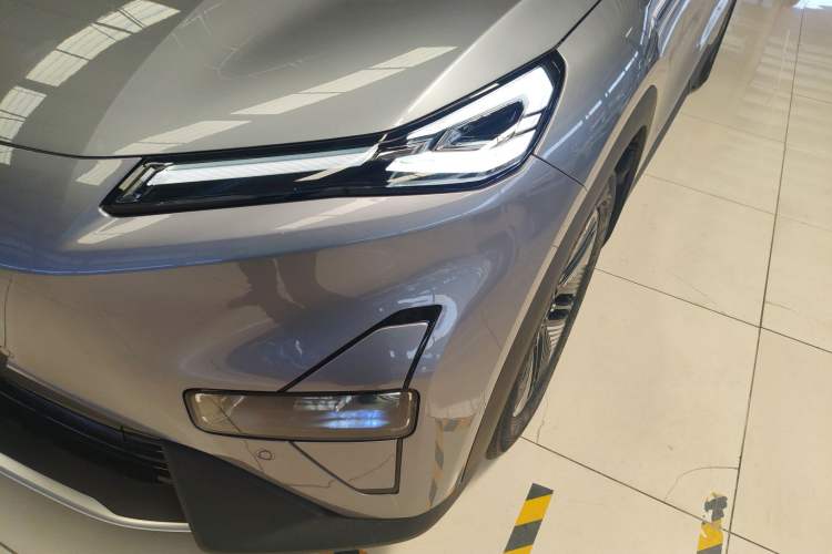 Used Deepal S05 2024 510 Plus Pure Electric Version Left Front Headlight