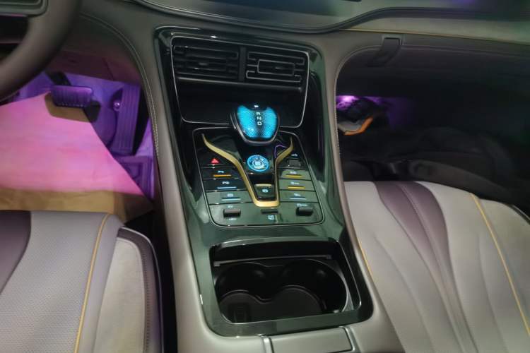 Used BYD Frigate 07 2023 DM-i 100KM Flagship Model