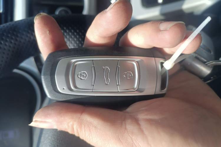 Used Geely Auto Emgrand X7 Sport 2020 1.8TD DCT Two-Wheel Drive Smart Connect 4G-Enabled Version