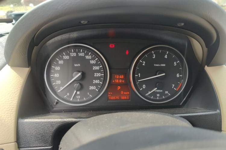 Used BMW X1 2012 xDrive20i Luxury Model