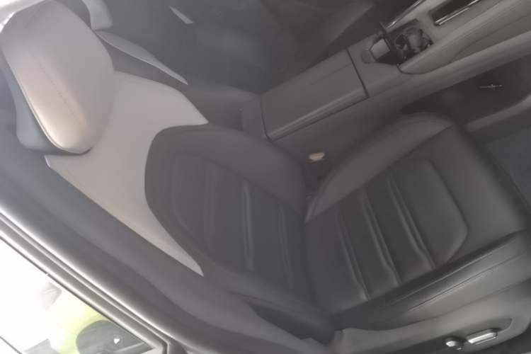 Used Dongfeng eπ eπ007 2024 Pure Electric 530 Air Edition Right Front Seat