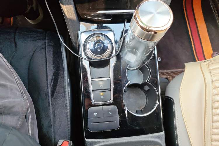 Used Ford Escape 2020 EcoBoost 245 Four-Wheel Drive Titanium Edition