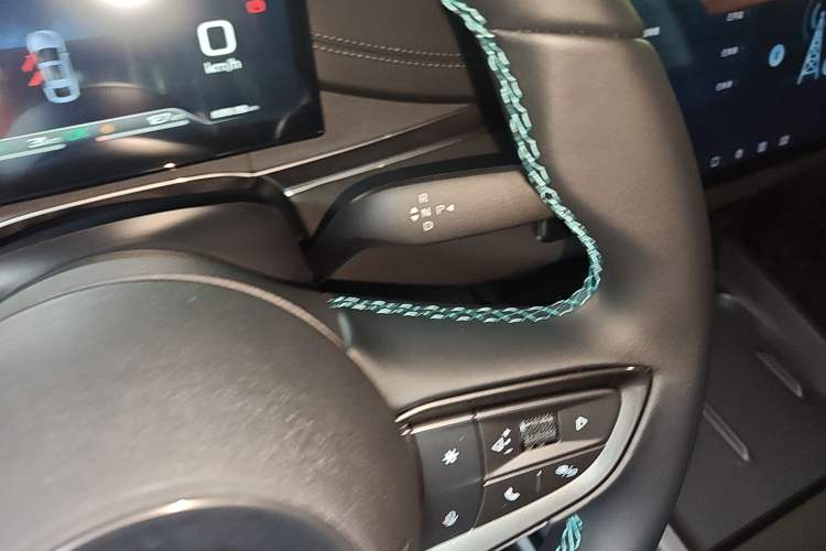 Used BYD Seal 06 New Energy 2026 DM-i Ultra-Enjoyment 128KM Luxury Edition Gear Lever