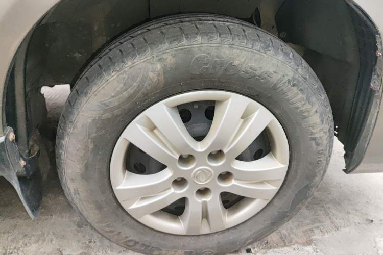 Used FORTHING Lingzhi 2016 M3L 1.6L 7-Seater Comfort Model