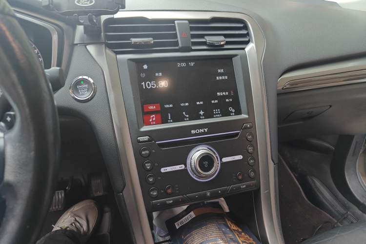 Used Ford Mondeo 2017 EcoBoost 180 Ultimate Model Audio And AC Panel