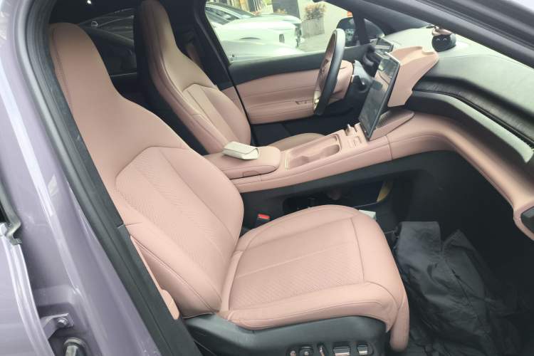 Used Nio EC6 2023 75 kWh
