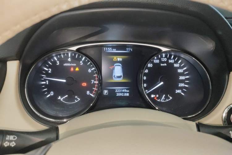 Used Nissan X-Trail 2014 2.0L CVT Comfort Edition 2WD Instrument Cluster