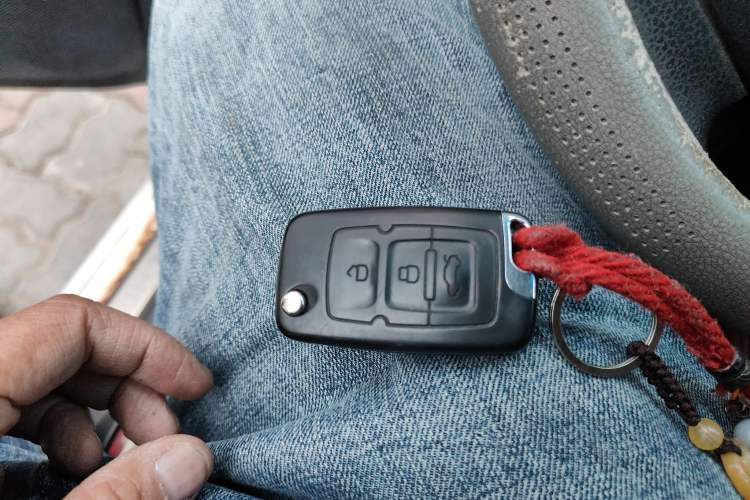 Used Geely Auto Classic Emgrand 2013 Hatchback 1.5L Manual Entry-Level Model