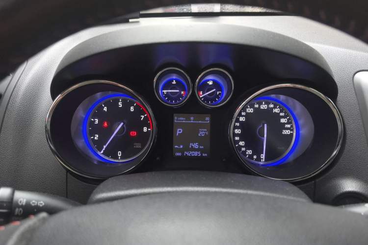 Used CHANGAN CS35 2016 1.6L Automatic Luxury Model China V Standard