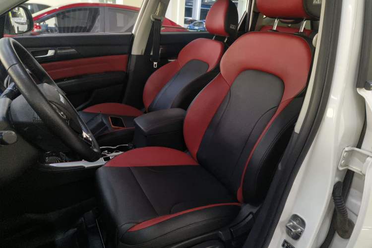 Used Haval H2 2017 Blue Label 1.5T Manual Two-Wheel Drive Elite Model