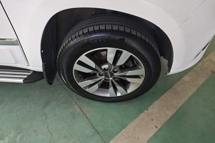 Used Chery Tiggo 3 2016 1.6L CVT ZhiShang Edition Right Front Wheel Hub