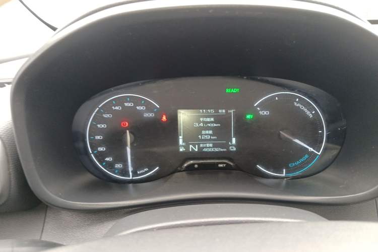 Used Wuling Hongguang New Energy 2025 Extended-Range Hybrid 50 km Standard Version Instrument Cluster