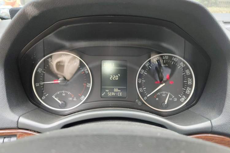 Used Skoda Octavia 2013 1.6L Manual Yijun Edition Instrument Cluster