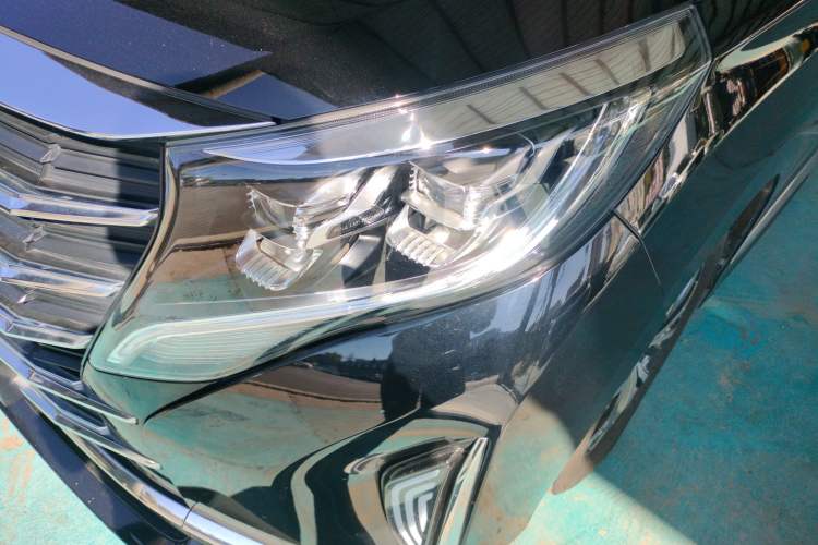 Used GAC Trumpchi M8 2021 Lingxiu Series 390T Deluxe Edition Left Front Headlight