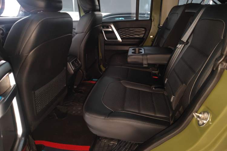 Used BAIC Off-Road BJ40 2021 2.0D Automatic Four-Wheel Drive Blade Hero Edition Adventurer Type
