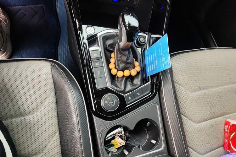 Used Volkswagen Tayron X 2020 380TSI Four-Wheel Drive Prestige Connected Version Gear Lever