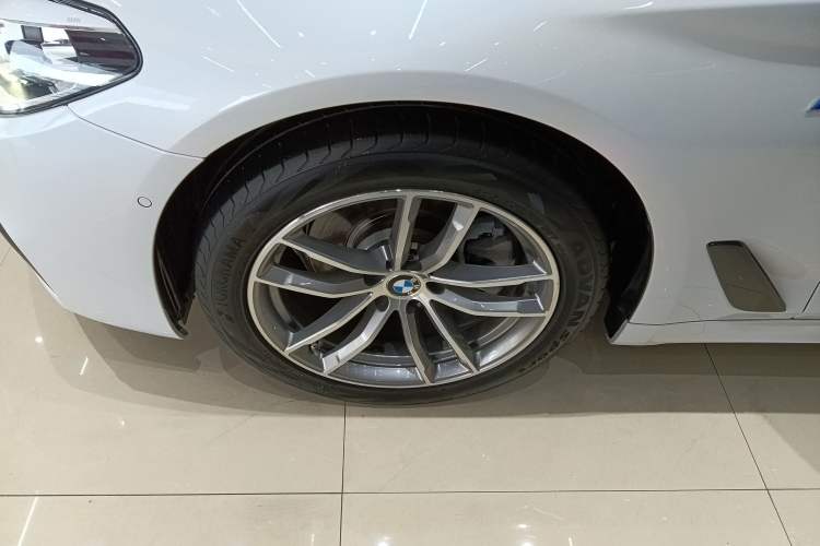 Used BMW 5 Series 2019 Restyled 525Li M Sport Package