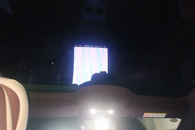 Used Xiaomi Auto YU7 2025 Ultra-Long Range Rear-Wheel Drive Version Headliner