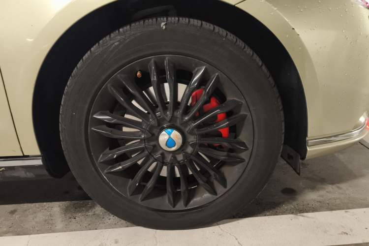 Used Denza Denza 2017 Honor Edition
