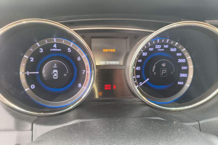 Used Hyundai Sonata 2013 2.4L Automatic Leading Edition China IV Standard