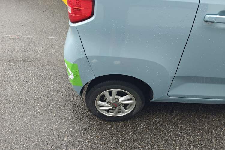 Used Wuling Hongguang MINIEV 2020 Enjoyment Model Lithium Iron Phosphate Right Rear Wheel Hub