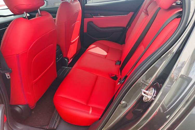 Used Mazda 3 Axela 2021 2.0L Automatic ZhiXuan Edition Left Rear Seat