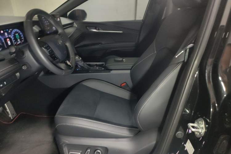Used Toyota Camry 2024 Dual-Motor 2.5 HXS Sport Plus Edition Left Front Seat