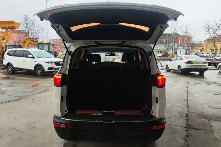 Used Wuling Hongguang S3 2018 1.5L Manual Comfort Model China V Standard
